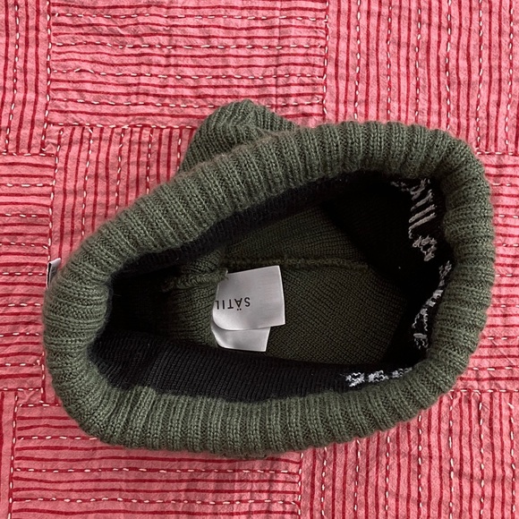 Satila merino wool blend army green Knit Beanie - knit in Sweden - Picture 5 of 16
